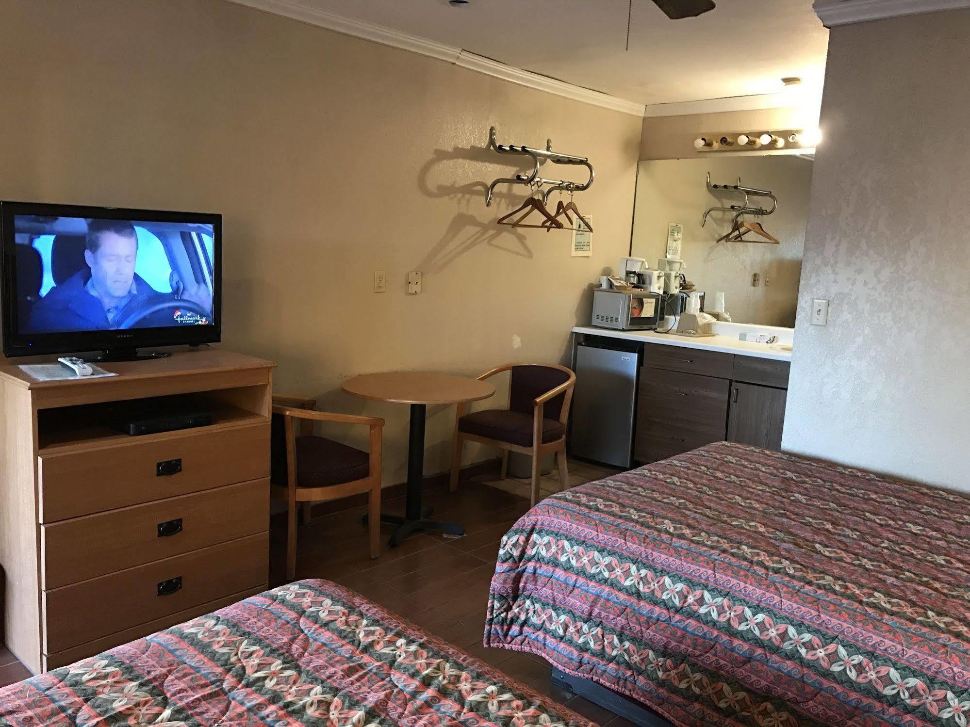 汤豪斯旅馆&套房酒店 布劳利 外观 照片