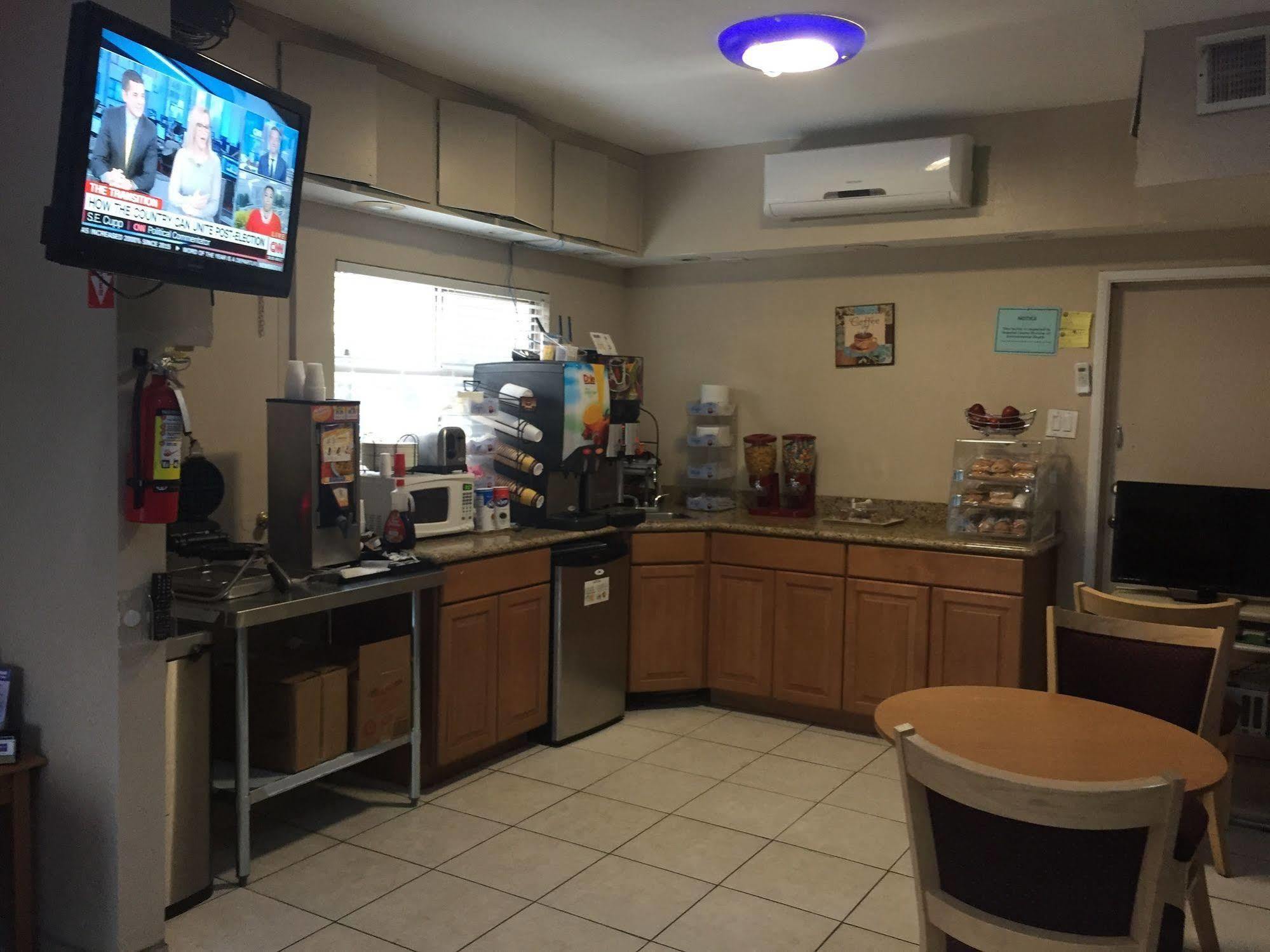 汤豪斯旅馆&套房酒店 布劳利 外观 照片